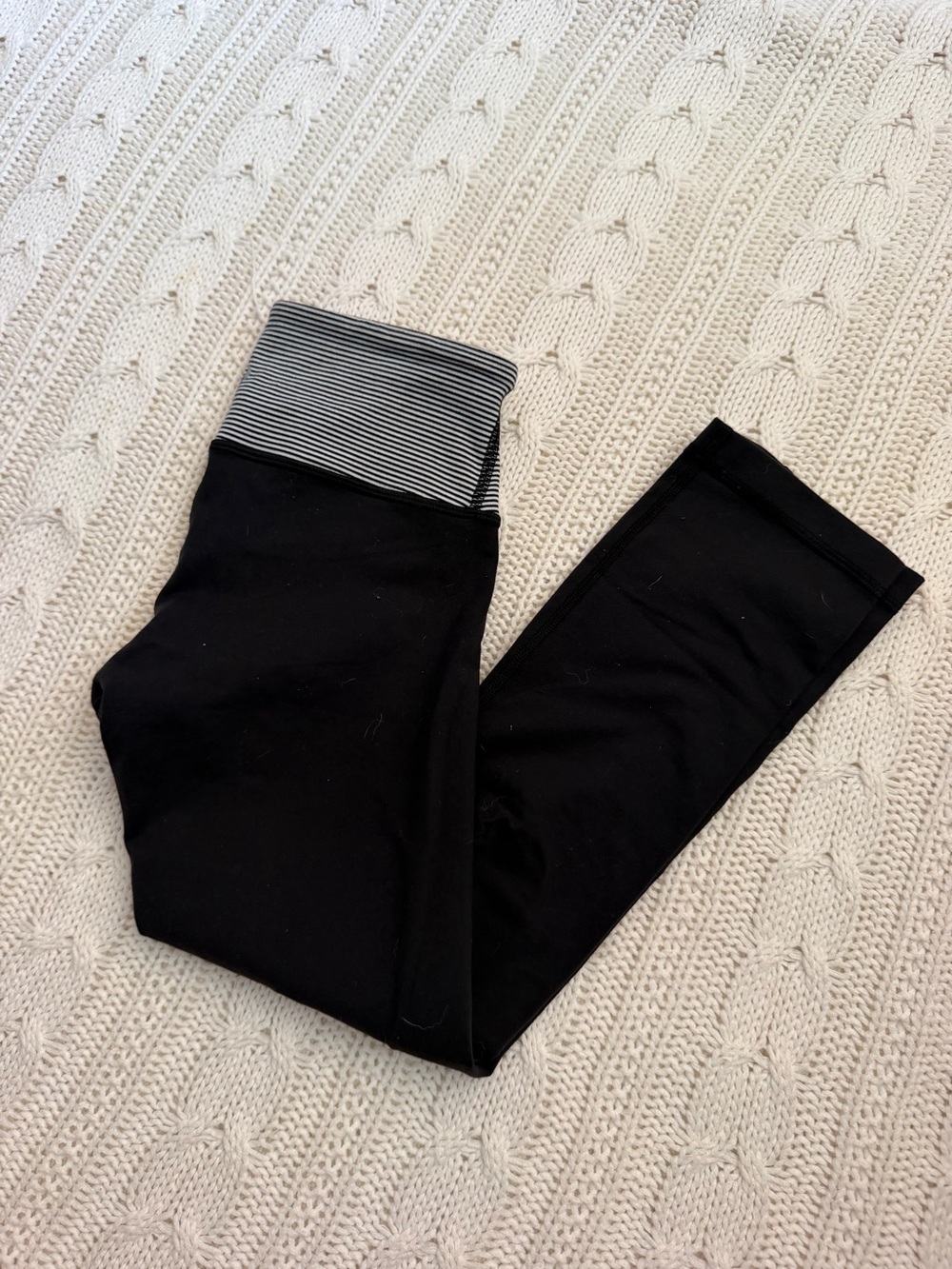 Lululemon Black Leggings with Striped Waistband size 2